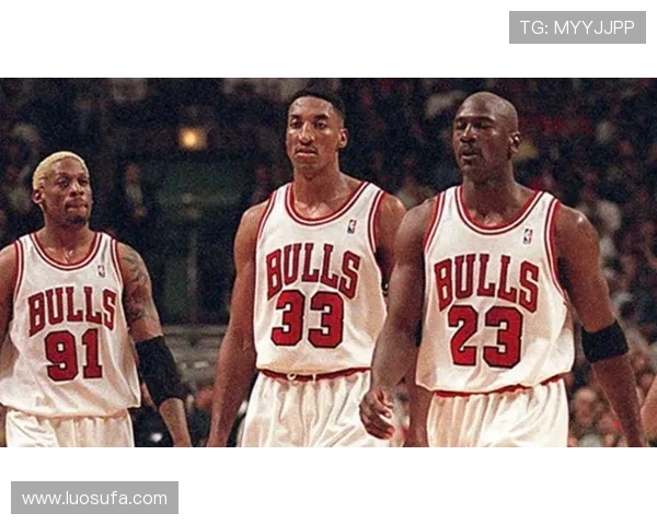 斯科蒂皮蓬传奇生涯回顾从公牛王朝核心到篮球史上最被低估巨星 斯科蒂皮蓬传奇生涯回顾从公牛王朝核心到篮球史上最被低估巨星