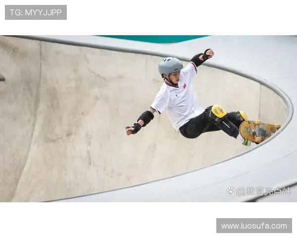 北京滑板队中路突破的成败分析与未来发展展望 北京滑板队中路突破的成败分析与未来发展展望