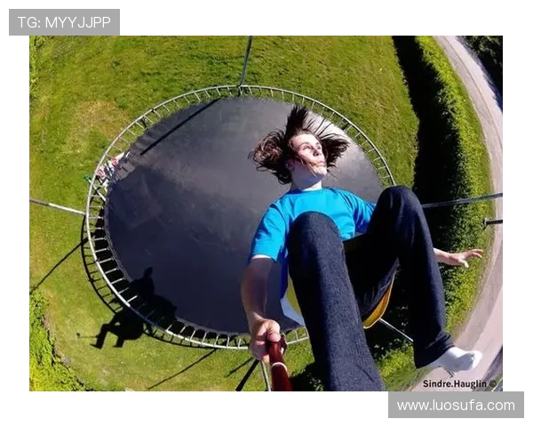 南京极限运动队在极限运动会中以57分领跑积分榜展现强劲实力