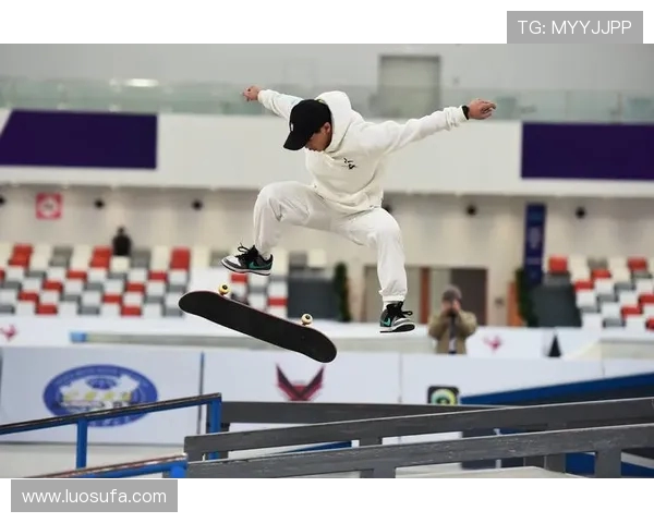 成都滑板队凭借76分领跑滑板精英赛积分榜展现强劲实力