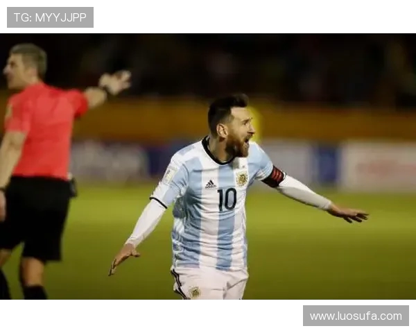 厄德高助力球队崛起展现非凡才华引领新一代足球风潮 厄德高助力球队崛起展现非凡才华引领新一代足球风潮