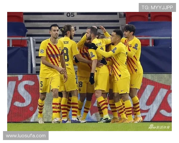 巴萨与瓦罗斯精彩对决集锦回顾球迷不容错过的精彩瞬间 巴萨与瓦罗斯精彩对决集锦回顾球迷不容错过的精彩瞬间